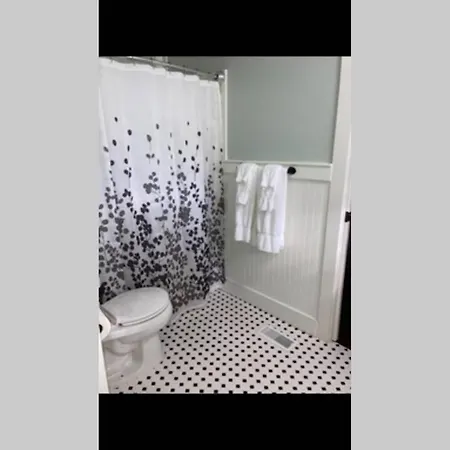 Tucked Away Newly Renovated 2 Bedroom/ 1 Bath Sleeps 8 Beaufort Extérieur photo