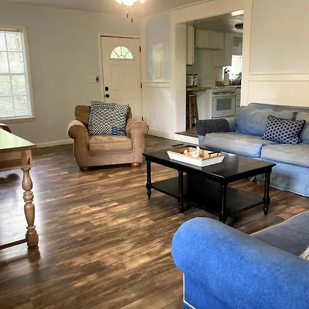 Tucked Away Newly Renovated 2 Bedroom/ 1 Bath Sleeps 8 Beaufort Extérieur photo